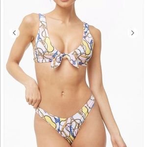 Tie bikini